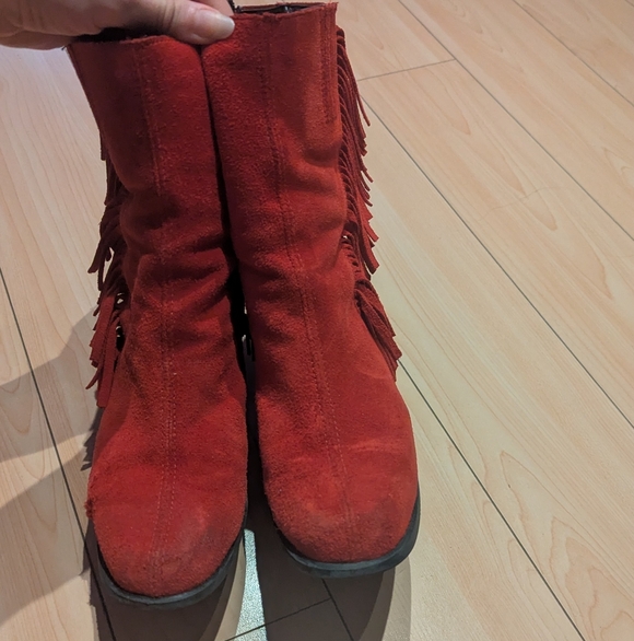 Vintage Red Fringe Suede Ankle Boots - Picture 5 of 9